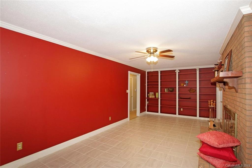 206 Sycamore Road Salisbury, NC 28147 - Photo 20 of 41 a view of a livingroom with furniture