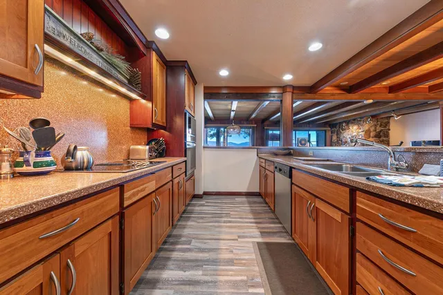 $4,425,000 | 3600 North Lake Boulevard, Unit 113, Tahoe City, CA 96145