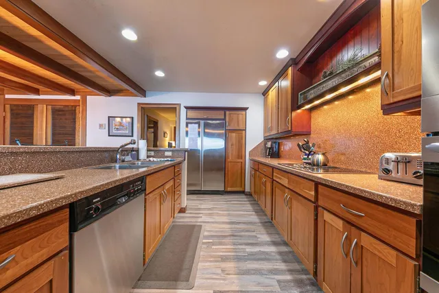 $4,425,000 | 3600 North Lake Boulevard, Unit 113, Tahoe City, CA 96145