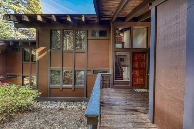 $4,425,000 | 3600 North Lake Boulevard, Unit 113, Tahoe City, CA 96145