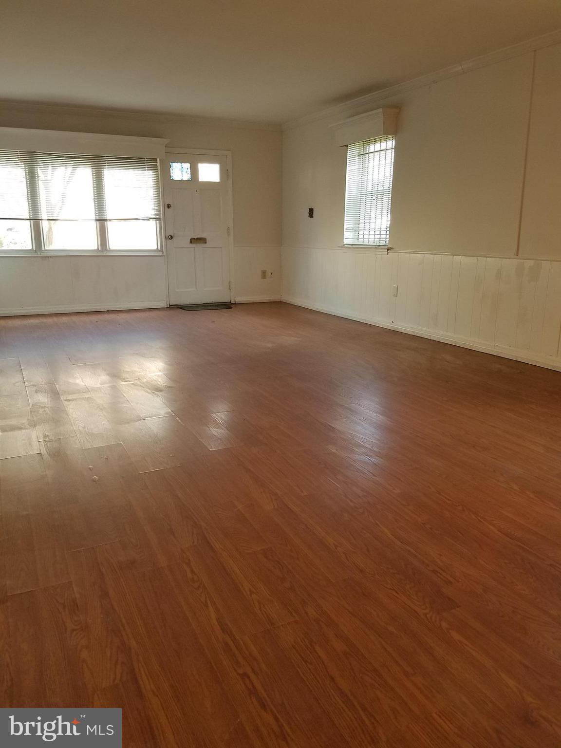 1979 Addison Road South, Unit 1979 District Heights, MD 20747 - Photo 4 of 12 Living Room