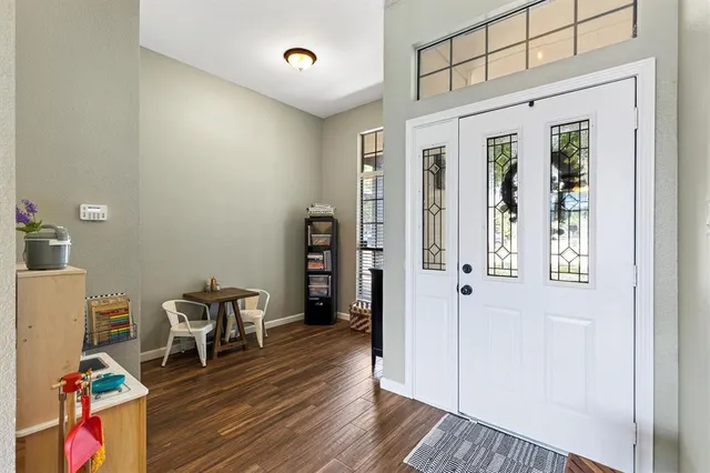 view of livingroom with furniture and wooden floor