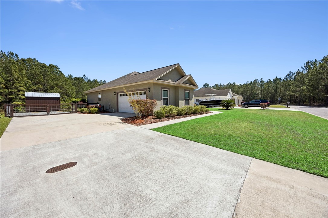 115 Flanagan Road Brunswick, GA 31523 - Photo 3 of 56