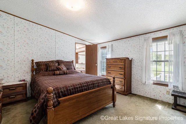 $250,000 | 16856 West Stanton Road, Trufant, MI 49347