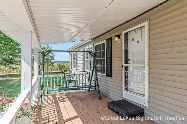 $250,000 | 16856 West Stanton Road, Trufant, MI 49347