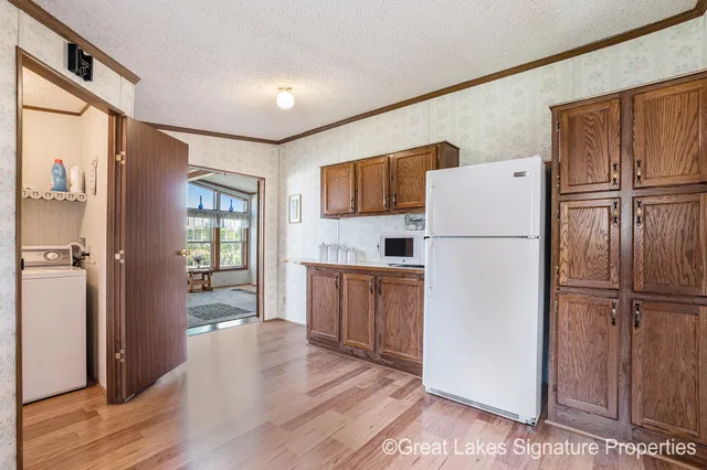 $250,000 | 16856 West Stanton Road, Trufant, MI 49347