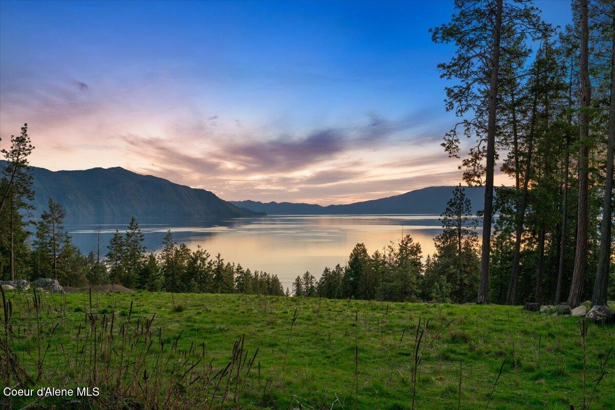 357 East David Thompson Road Hope, ID 83836 - Photo 45 of 47 111-Twilight View