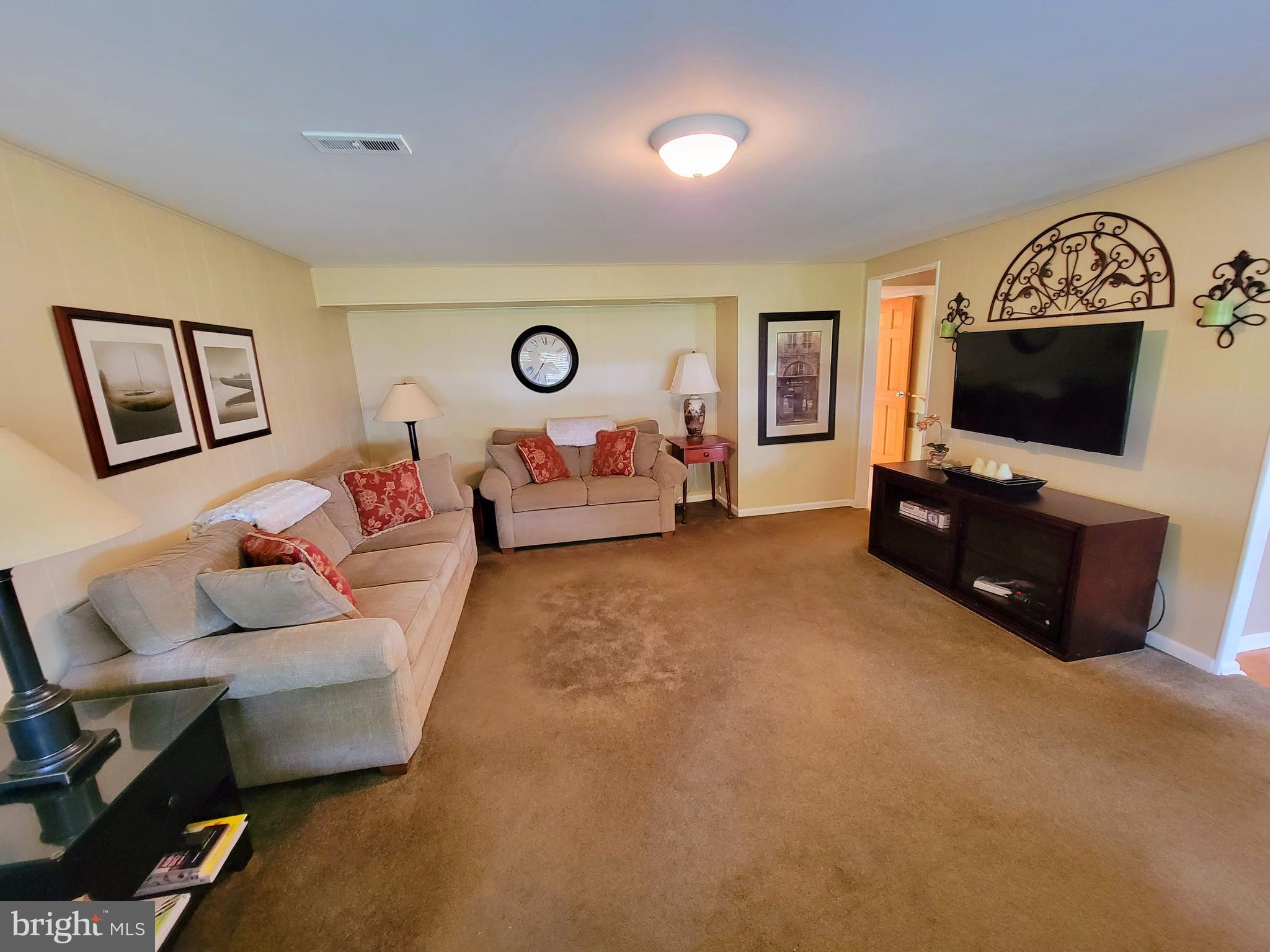 11607 Proctor Road Philadelphia, PA 19116 - Photo 11 of 25 Gallery Image 11