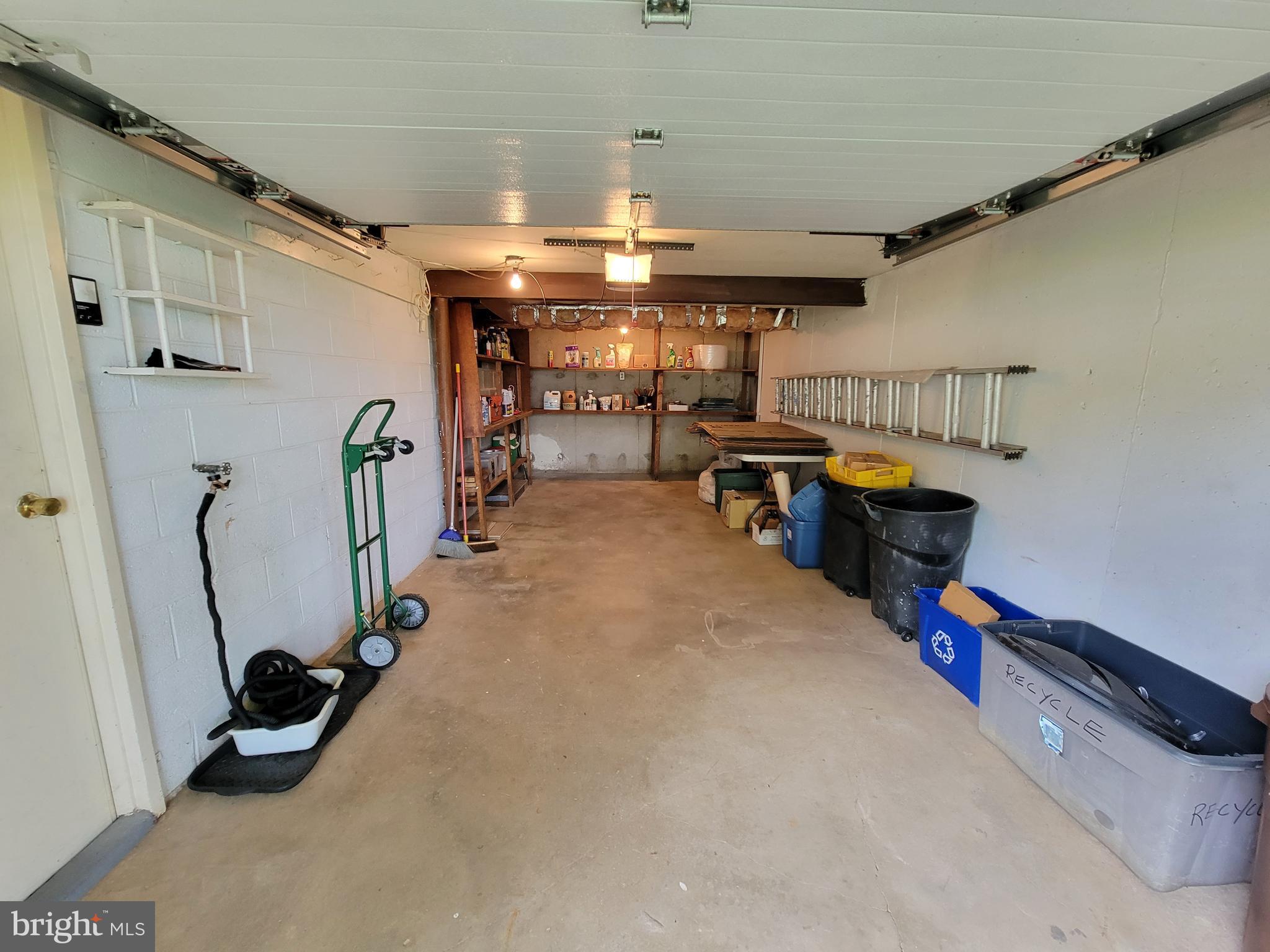 11607 Proctor Road Philadelphia, PA 19116 - Photo 23 of 25 Gallery Image 23