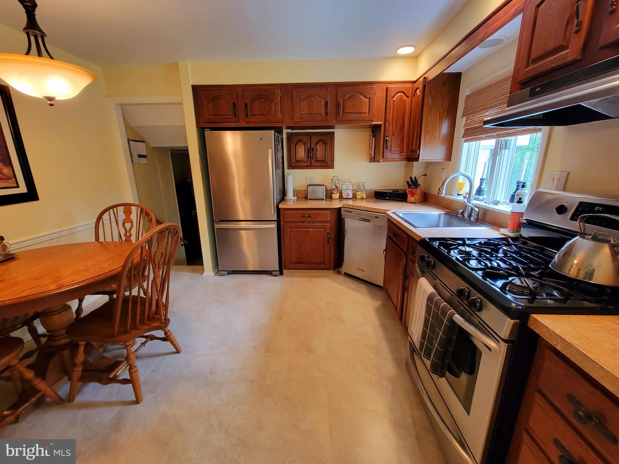 11607 Proctor Road Philadelphia, PA 19116 - Photo 10 of 25 Gallery Image 10