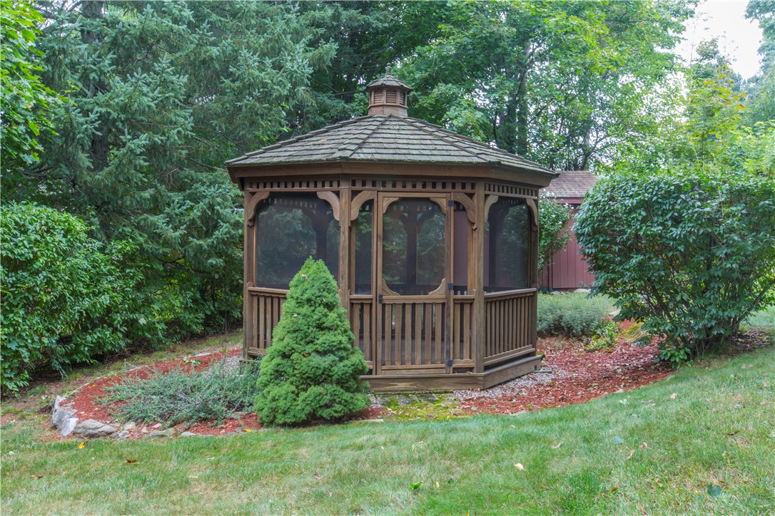 39 Marie Anne Court Woonsocket, RI 02895 - Photo 22 of 25 Gallery Image 22