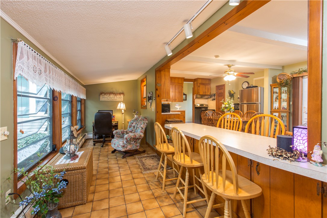 39 Marie Anne Court Woonsocket, RI 02895 - Photo 3 of 25 Gallery Image 3