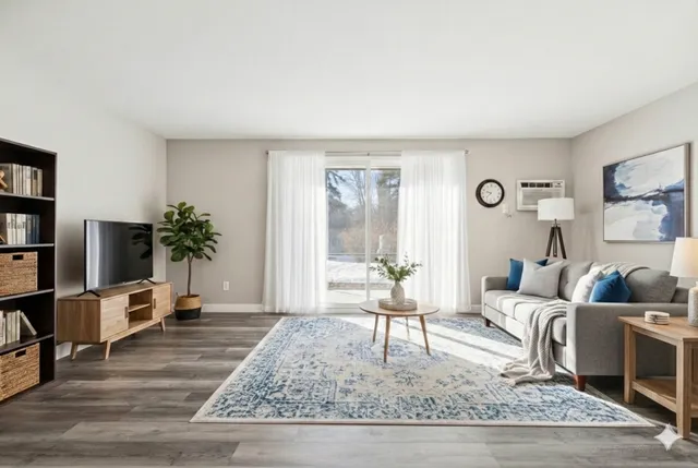 $249,900 | 4380 Brookside Court, Unit 119, Edina, MN 55436