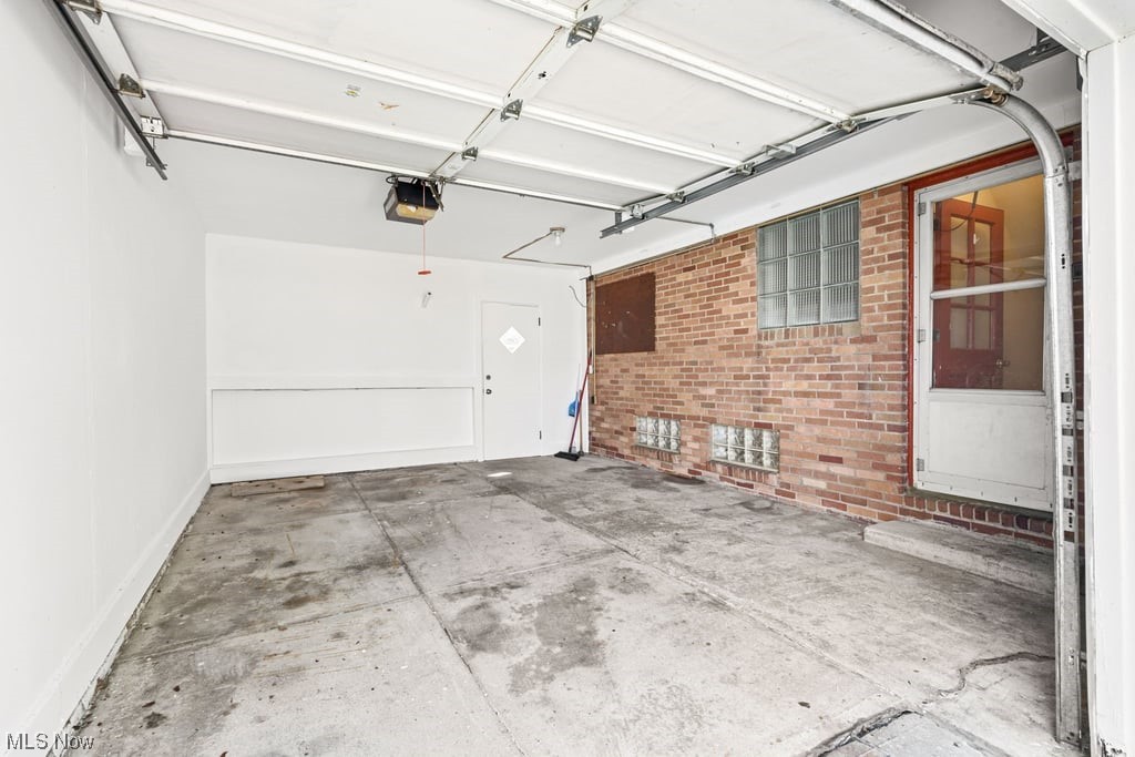 6115 Kelsey Road Parma, OH 44129 - Photo 27 of 35