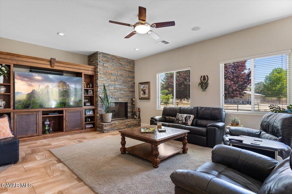 23840 Martingale Way Tehachapi, CA 93561 - Photo 20 of 63 26-6Y9A7318