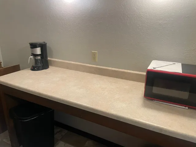 $1,500 | 812 Hills Avenue, Unit N209, Jackson, MN 56143