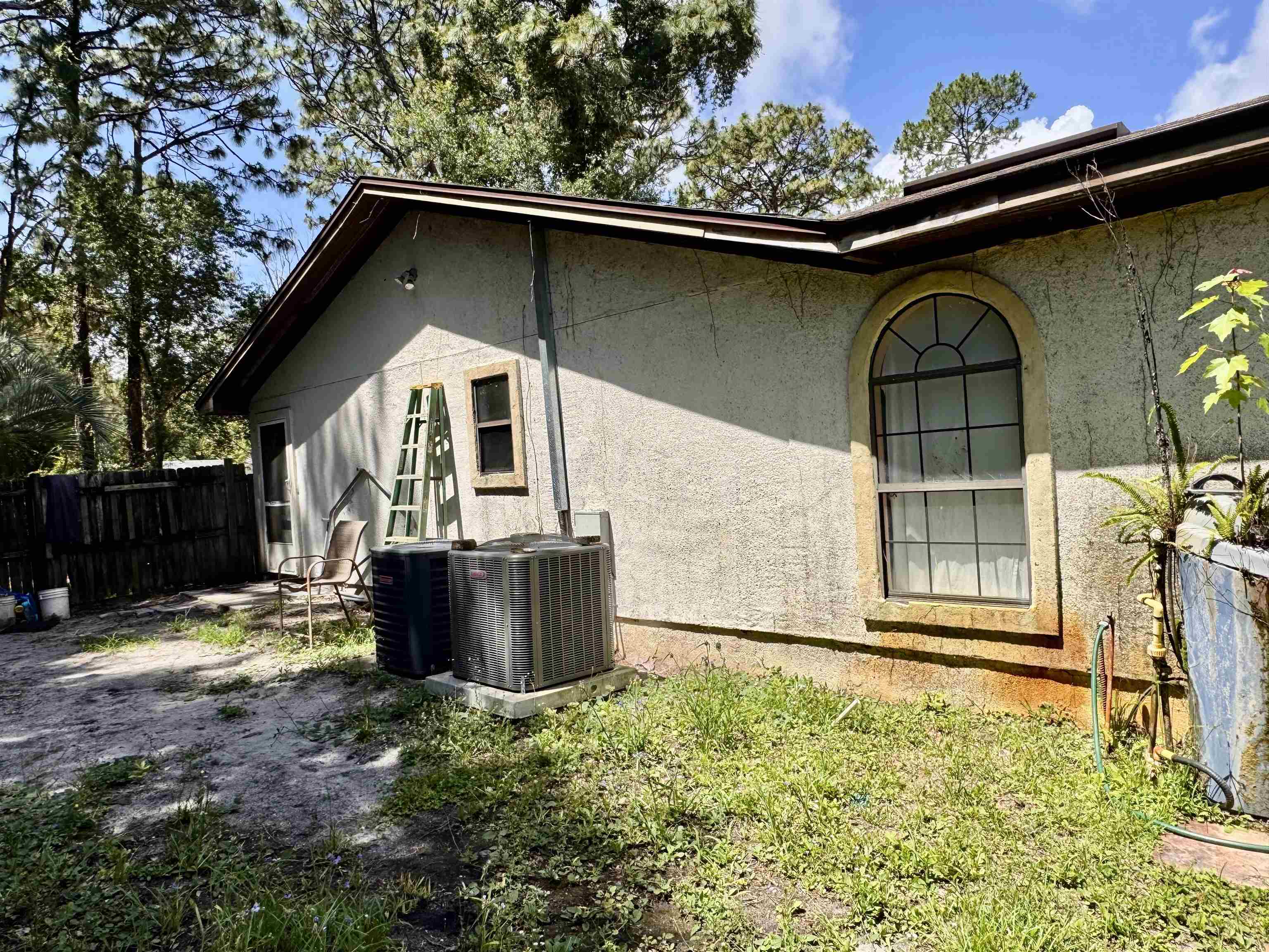554 Hayley Road St. Augustine, FL 32086 - Photo 10 of 46 a front view of a house with garden