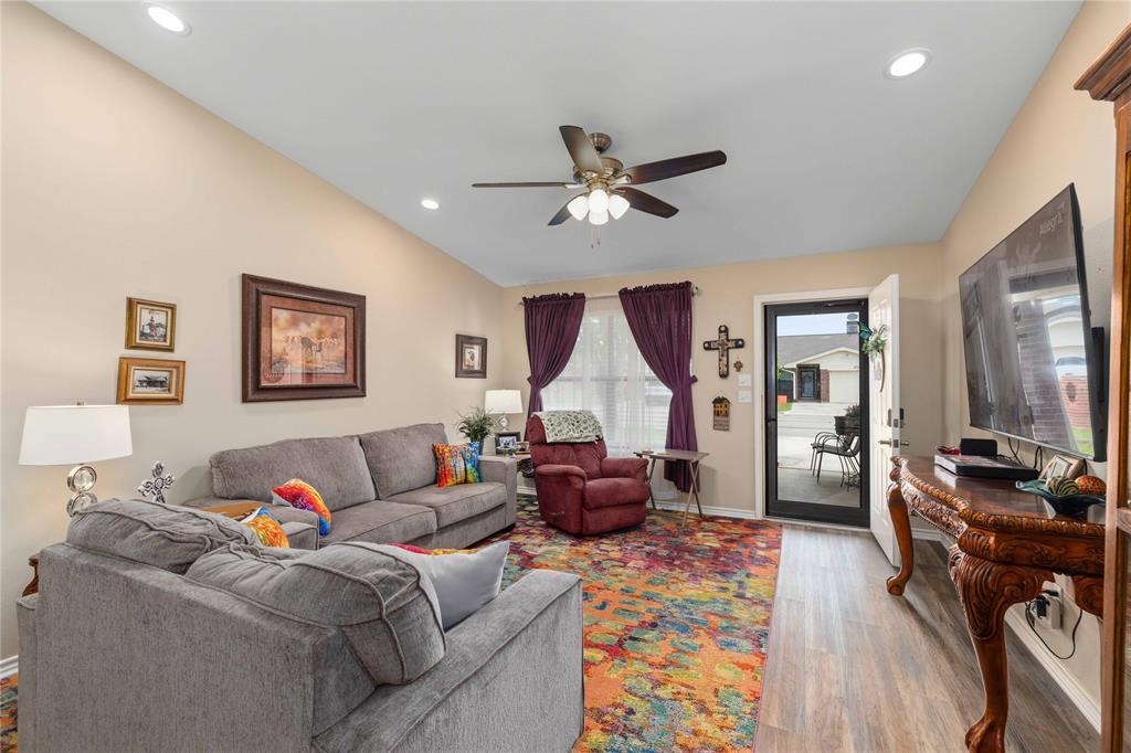 213 Wills Way Early, TX 76802 - Photo 6 of 21