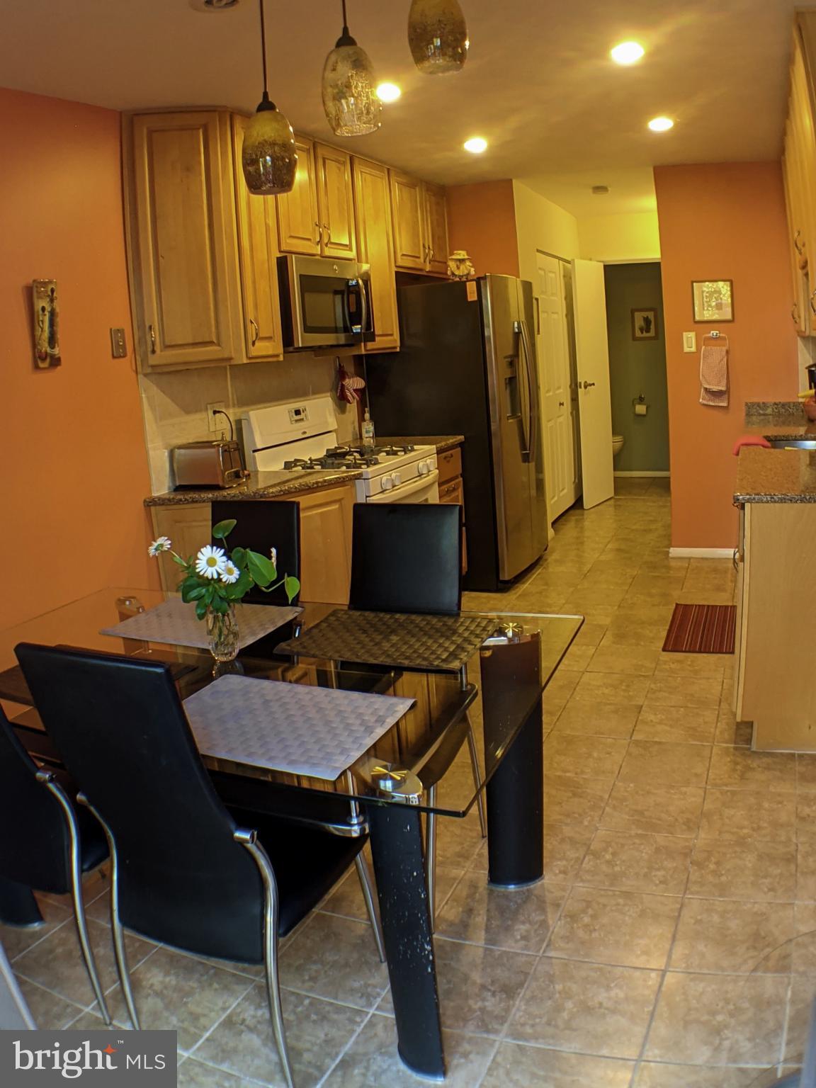 11815 Lockart Road Philadelphia, PA 19116 - Photo 5 of 25 Kitchen with Stainless Steel Appliance