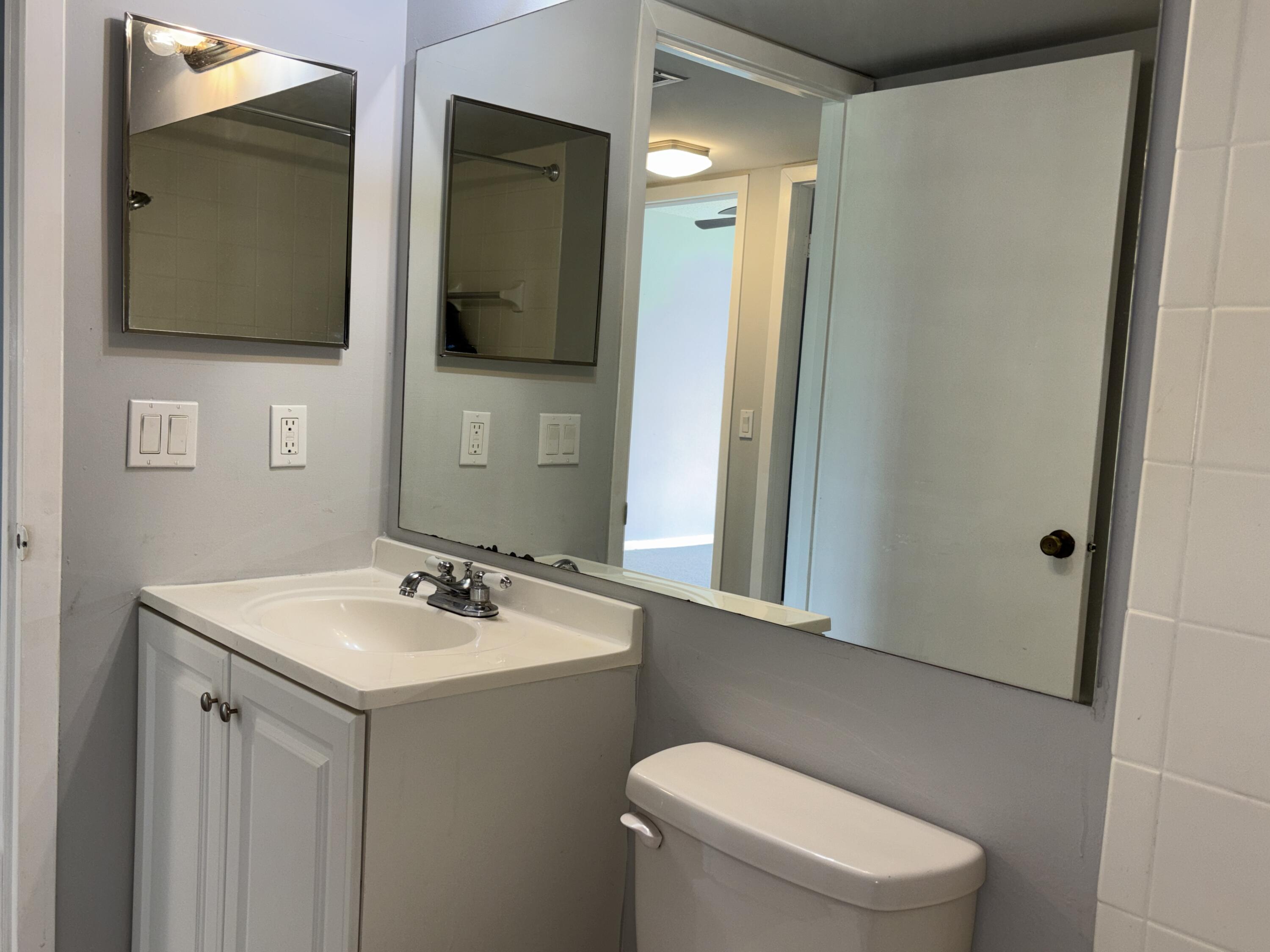 114 Preston Way Boca Raton, FL 33434 - Photo 14 of 18 IMG_1958