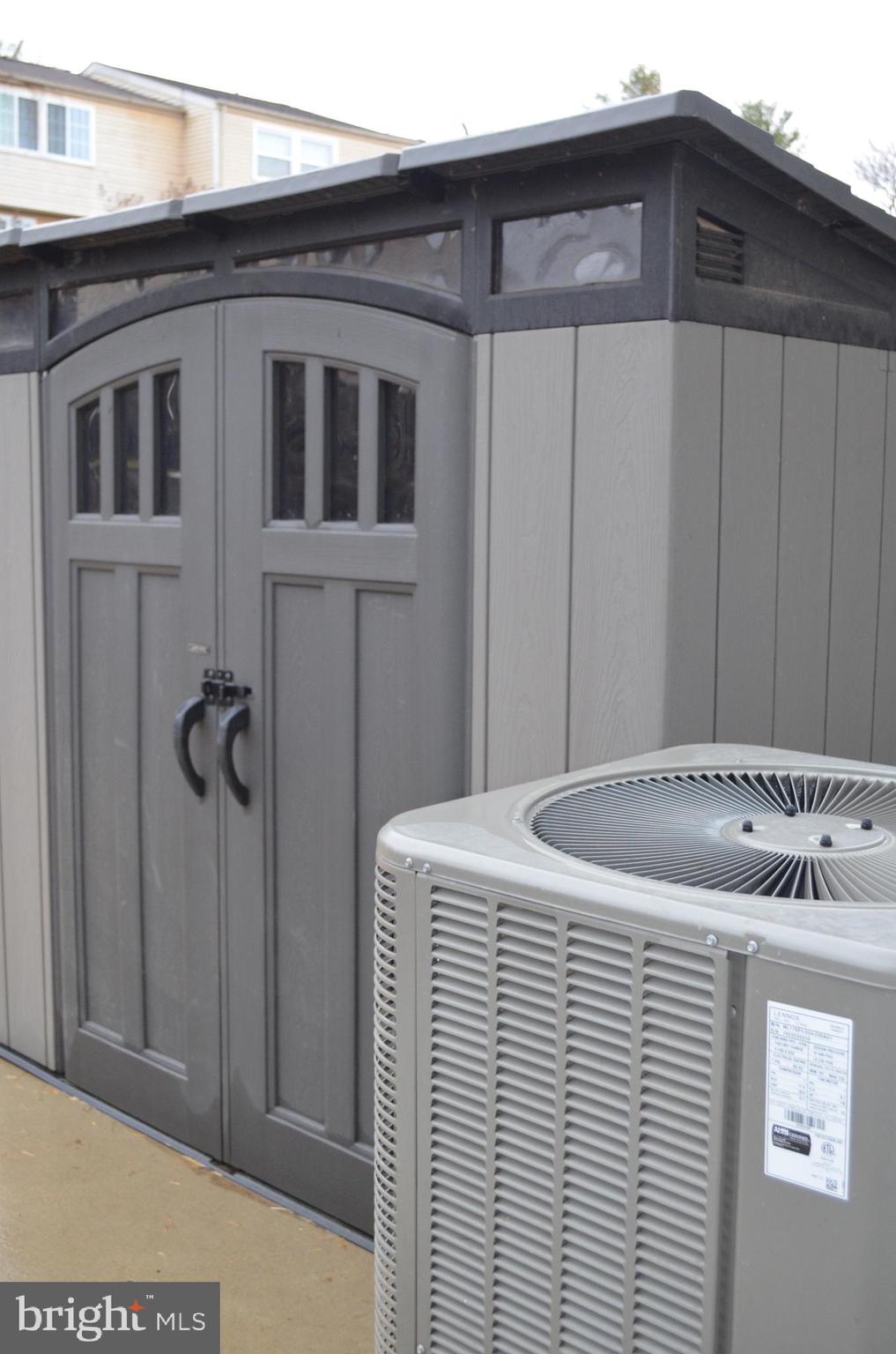 1739 Northridge Lane Frederick, MD 21702 - Photo 16 of 45 a bathroom with a sink