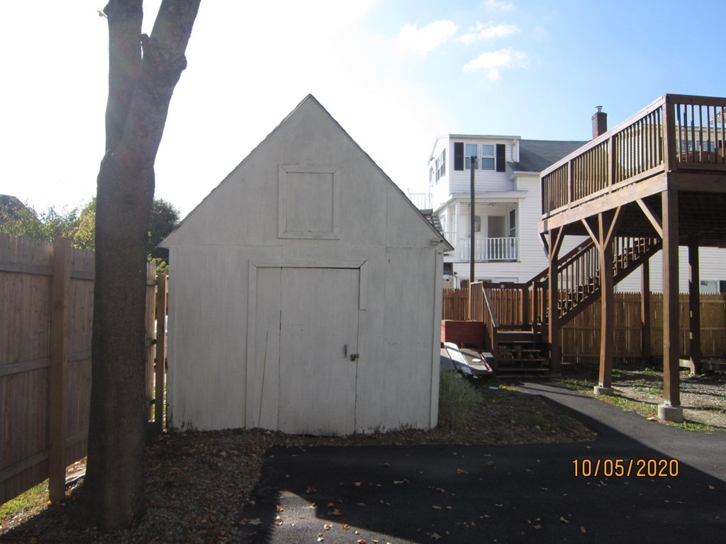 34 Whitcomb Street Webster, MA 01570 - Photo 3 of 9 Gallery Image 3