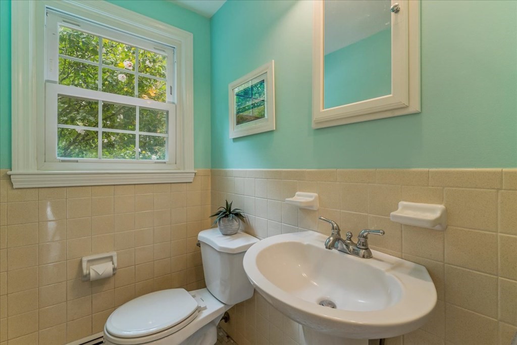 93 Old Farm Road, Unit 93 Mansfield, MA 02048 - Photo 17 of 35 Gallery Image 17