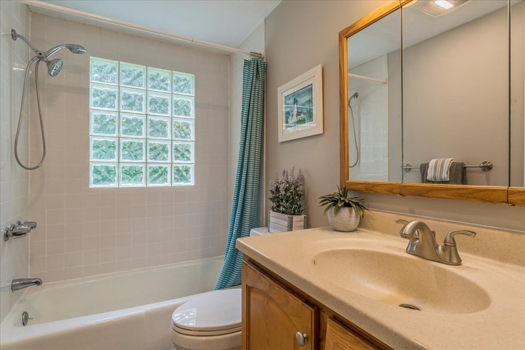 93 Old Farm Road, Unit 93 Mansfield, MA 02048 - Photo 26 of 35 Gallery Image 26
