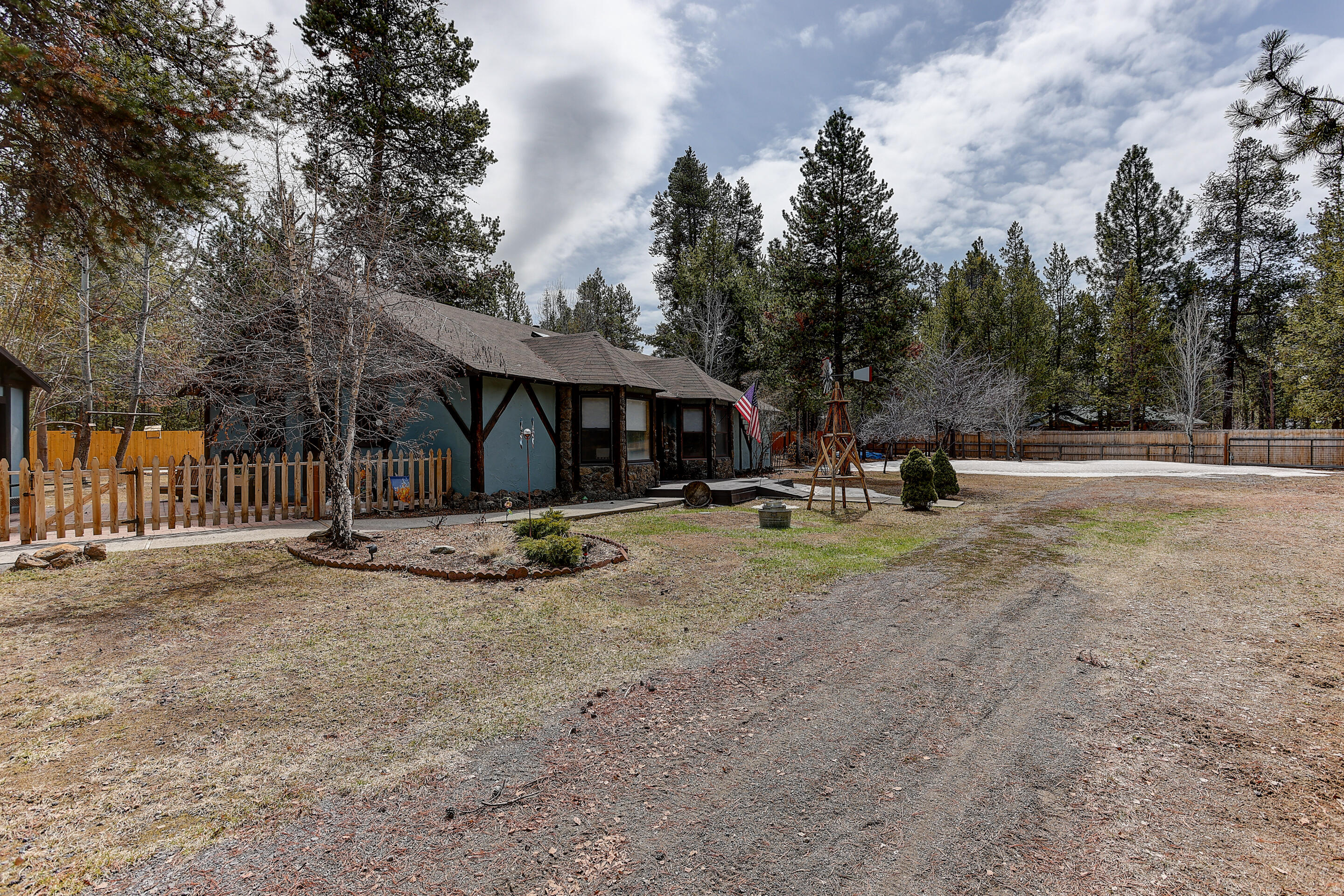 51508 Birch Road La Pine, OR 97739 - Photo 32 of 50 51507 Birch Road-37