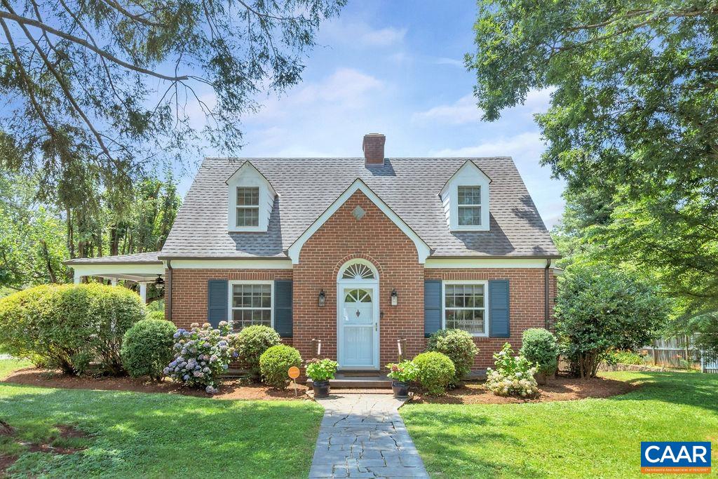 1500 Rugby Avenue Charlottesville, VA 22903 - Photo 2 of 50 a front view of a house with garden