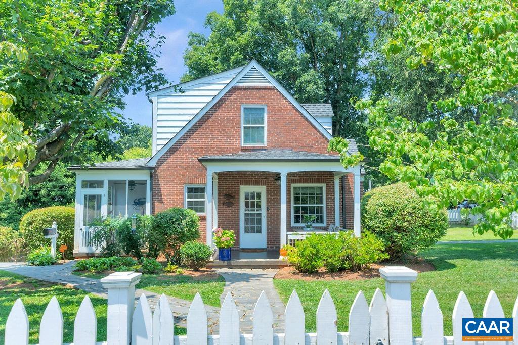 1500 Rugby Avenue Charlottesville, VA 22903 - Photo 7 of 50 a front view of house with a yard