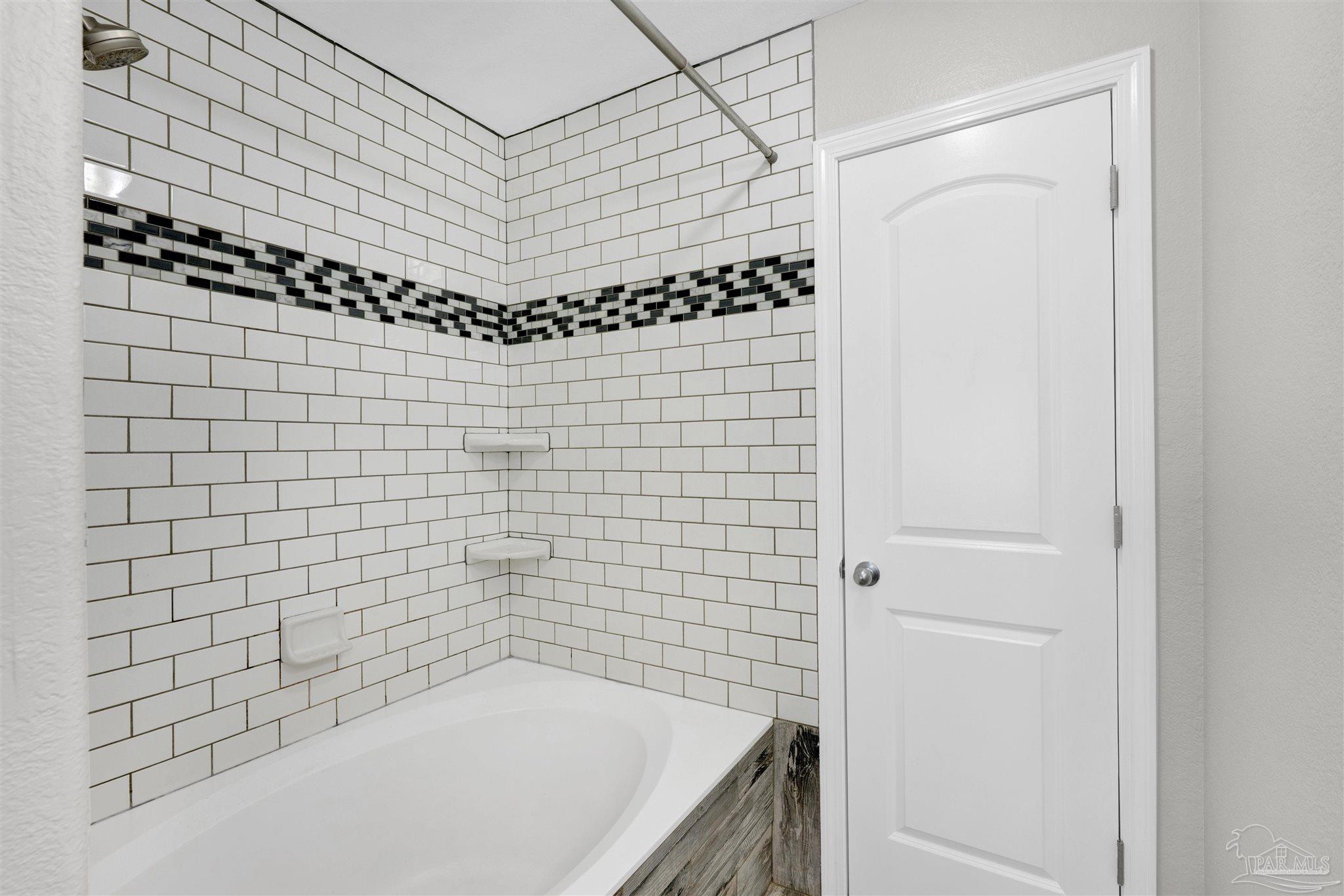 3351 North Simmons Road Jay, FL 32565 - Photo 20 of 36 a bathroom with a shower