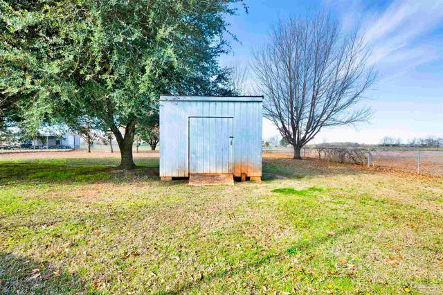 $325,000 | 3351 North Simmons Road, Jay, FL 32565