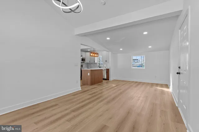 $3,250 | 139 Ivy Hill Road, Levittown, PA 19057