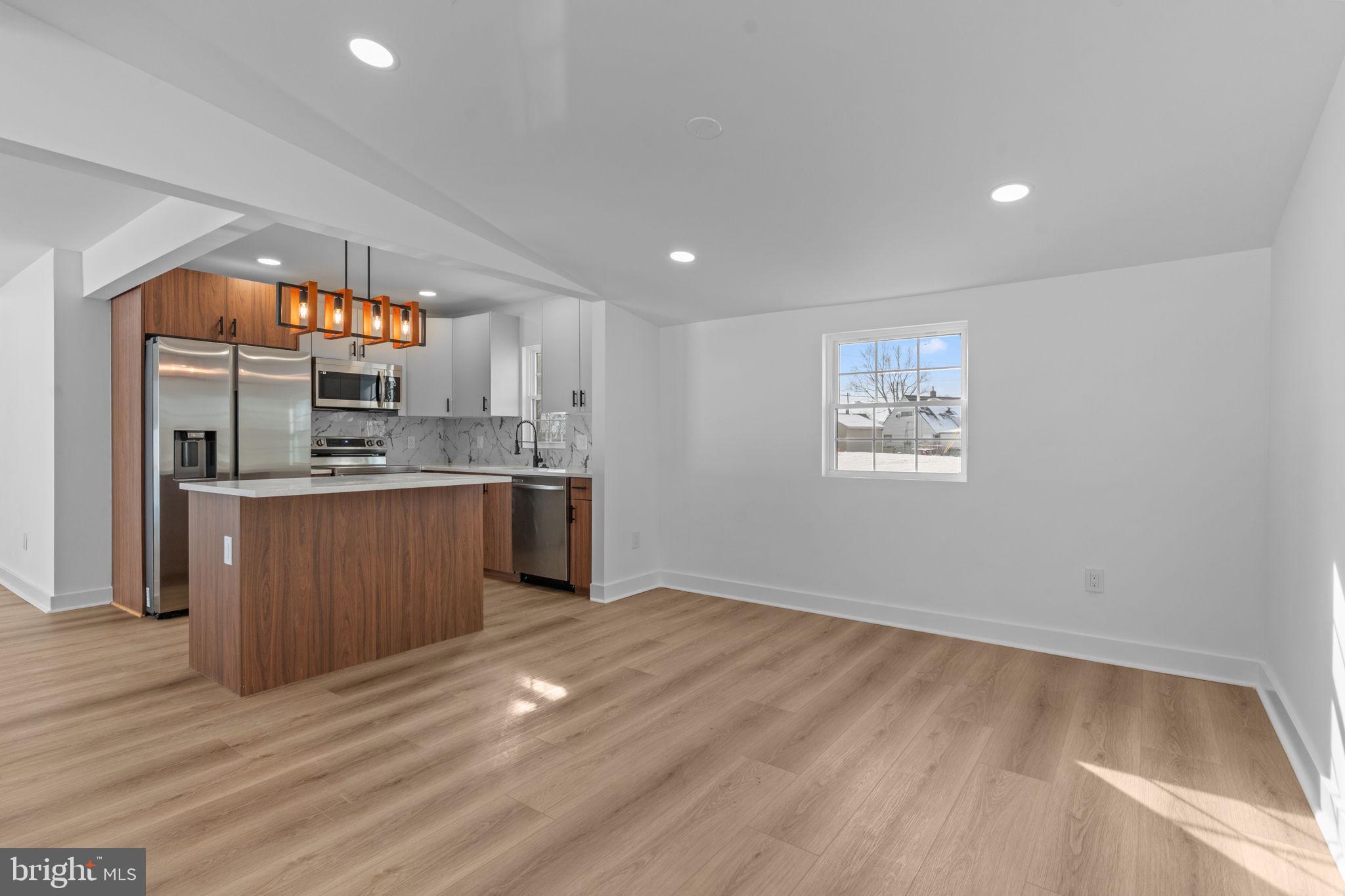 139 Ivy Hill Road Levittown, PA 19057 - Photo 28 of 43