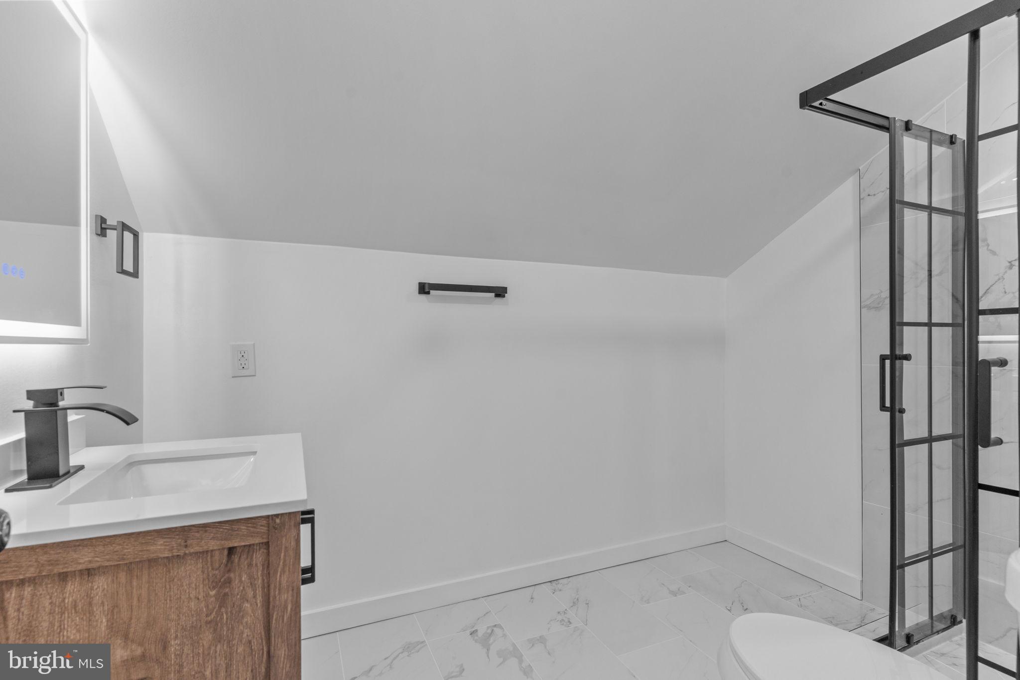 139 Ivy Hill Road Levittown, PA 19057 - Photo 34 of 43