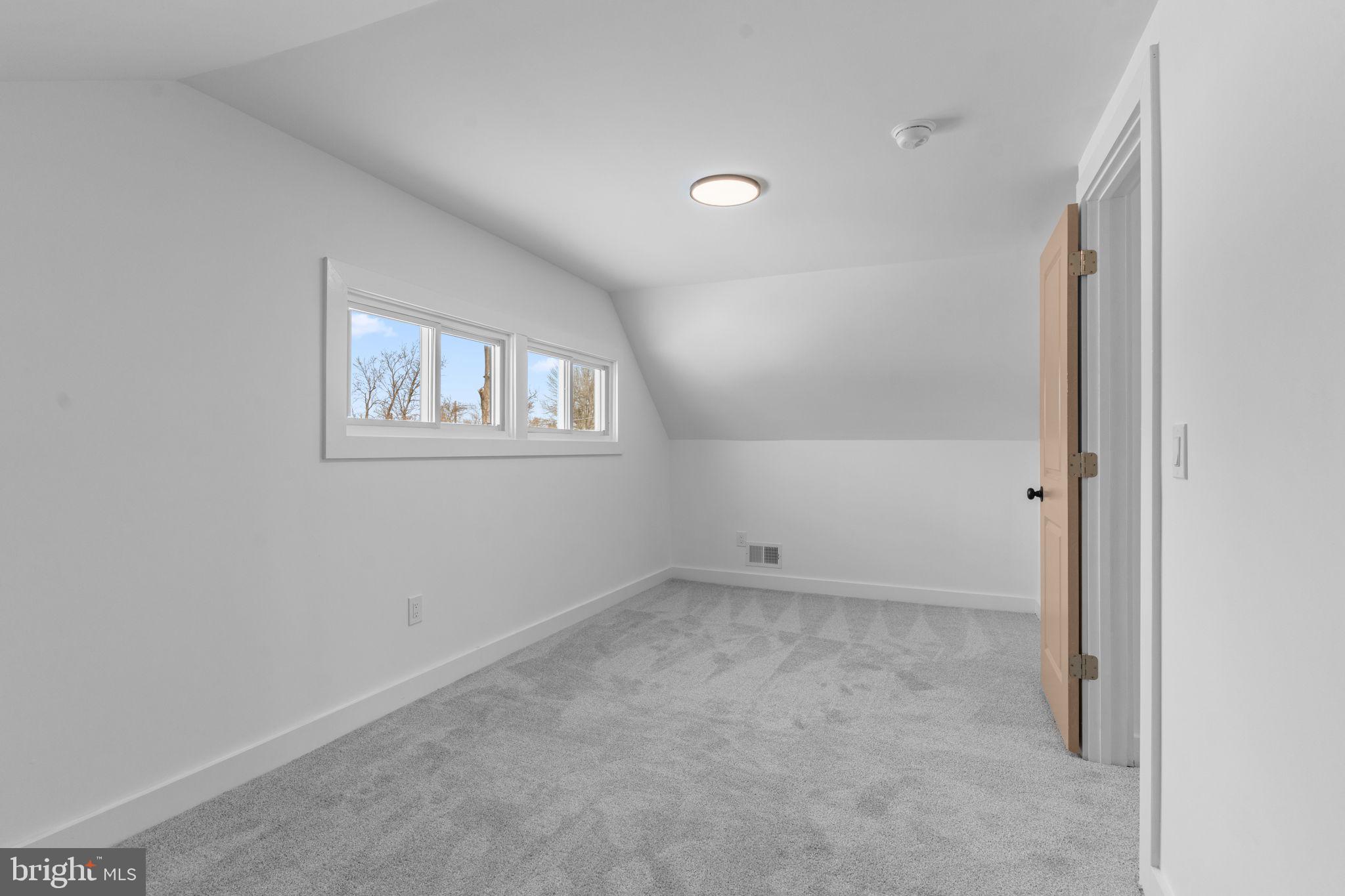 139 Ivy Hill Road Levittown, PA 19057 - Photo 36 of 43