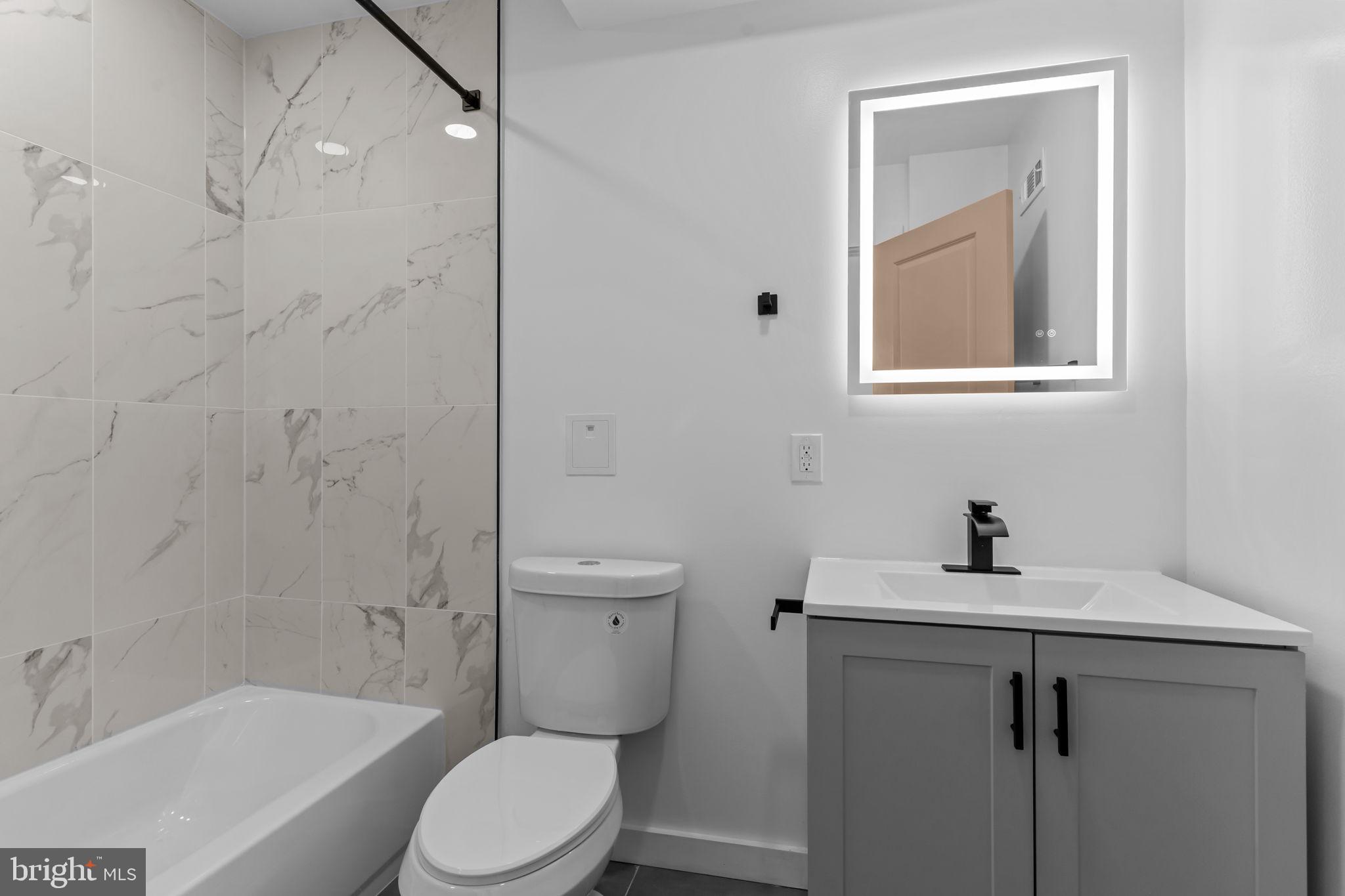 139 Ivy Hill Road Levittown, PA 19057 - Photo 5 of 43