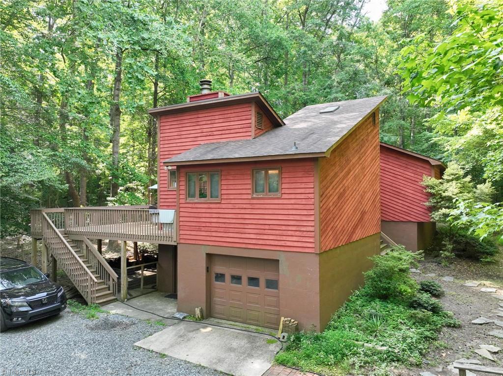 689 Barker Road Winston-Salem, NC 27107 - Photo 4 of 41