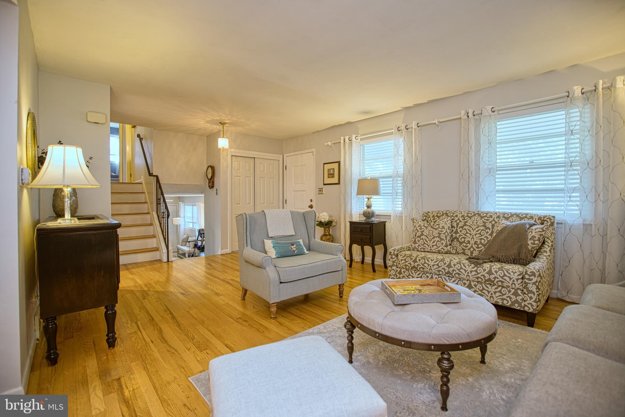 22 Rockland Road Ewing, NJ 08638 - Photo 3 of 26