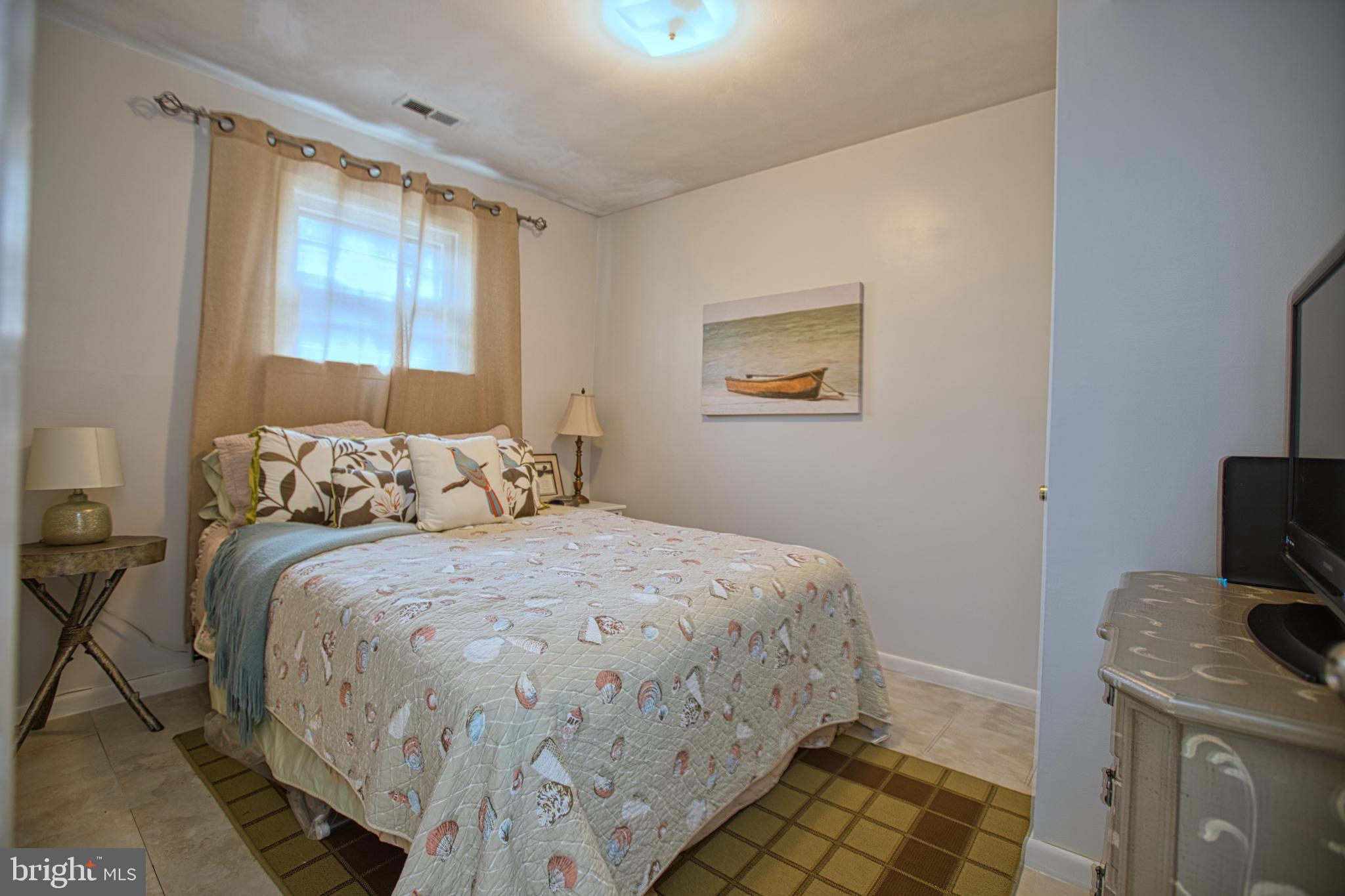 22 Rockland Road Ewing, NJ 08638 - Photo 21 of 26