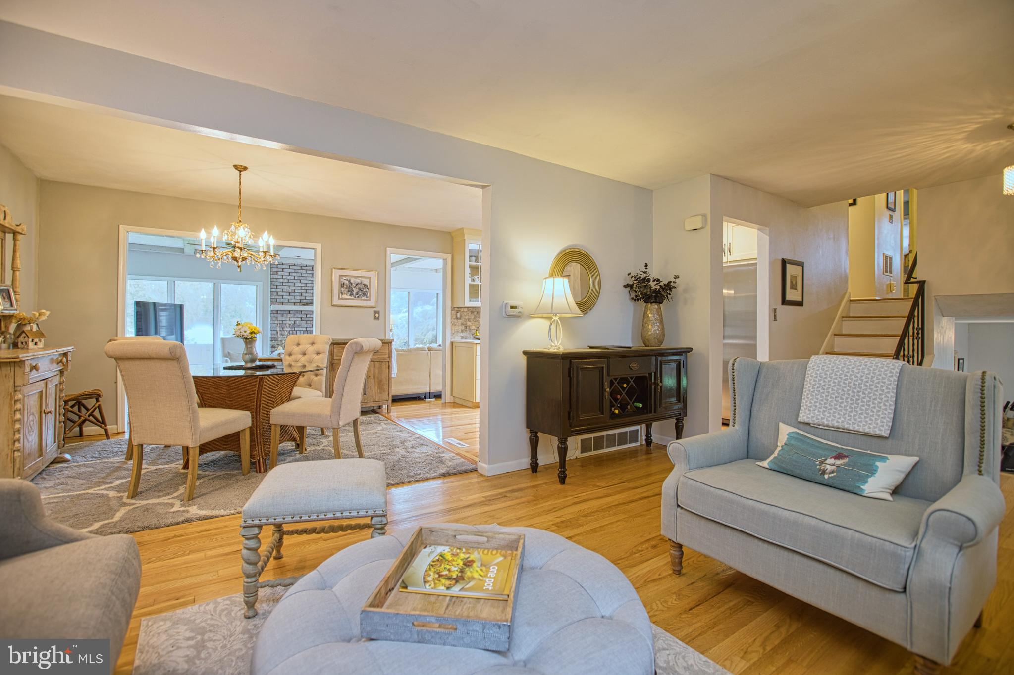 22 Rockland Road Ewing, NJ 08638 - Photo 4 of 26