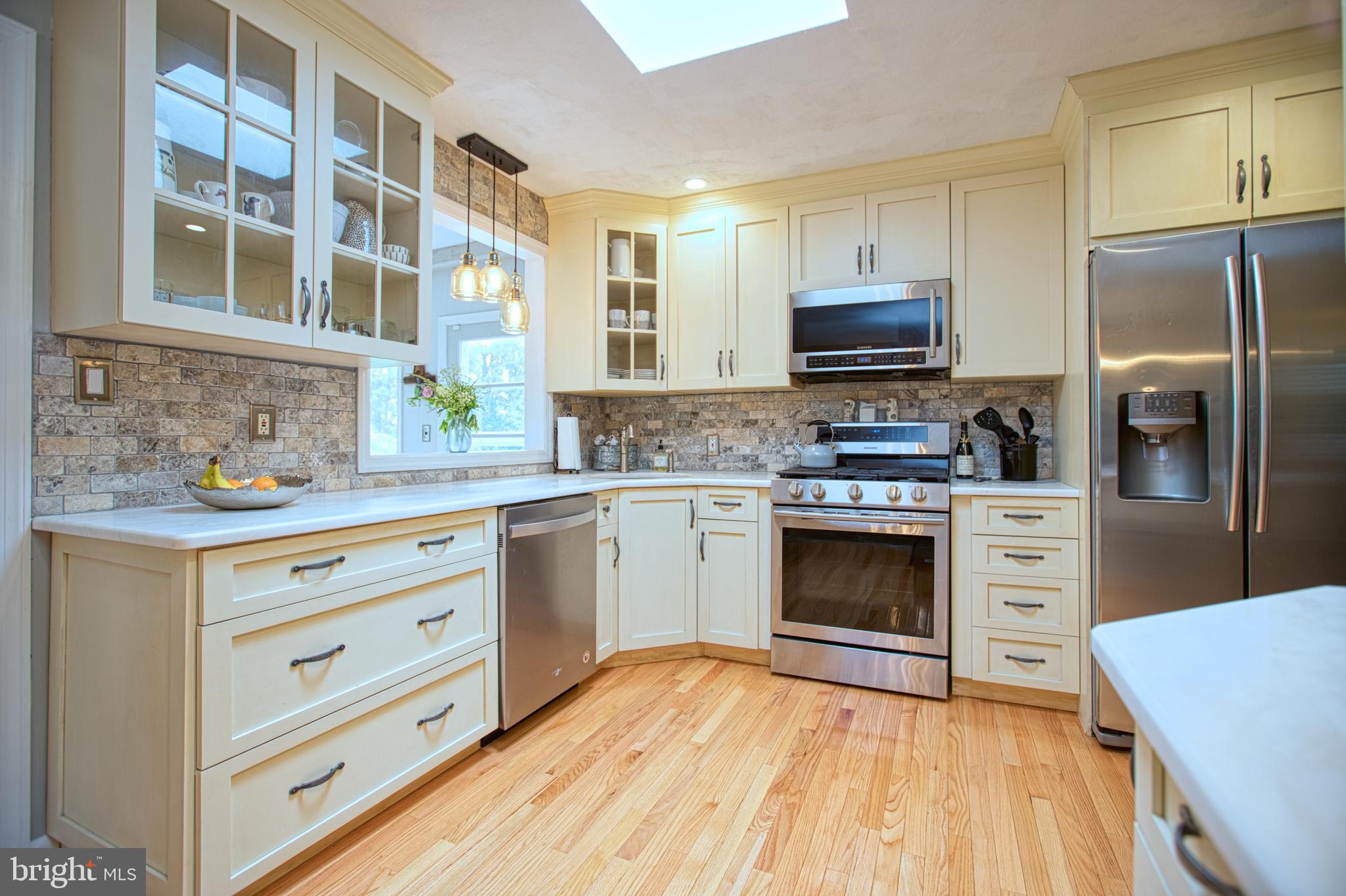 22 Rockland Road Ewing, NJ 08638 - Photo 6 of 26