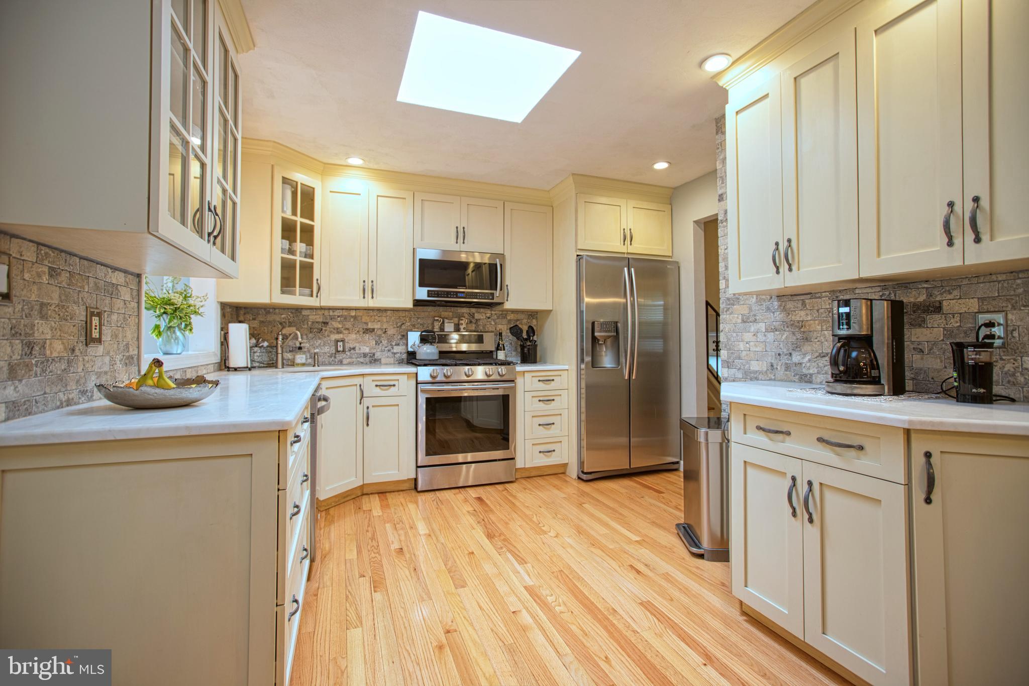 22 Rockland Road Ewing, NJ 08638 - Photo 7 of 26