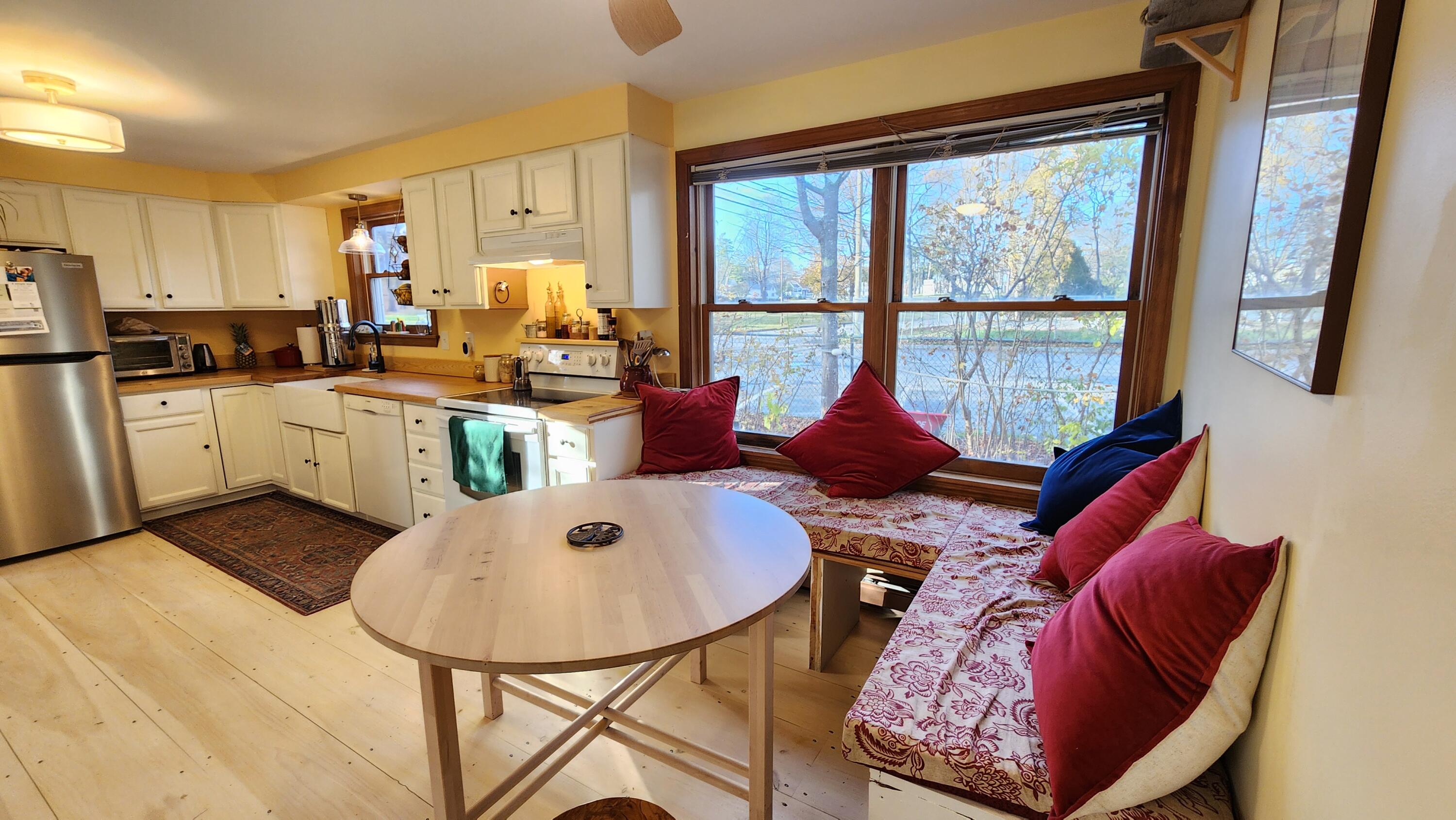 595 High Street Bath, ME 04530 - Photo 6 of 21 20251108_144448