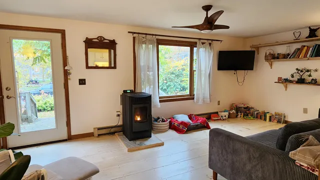 $365,000 | 595 High Street, Bath, ME 04530