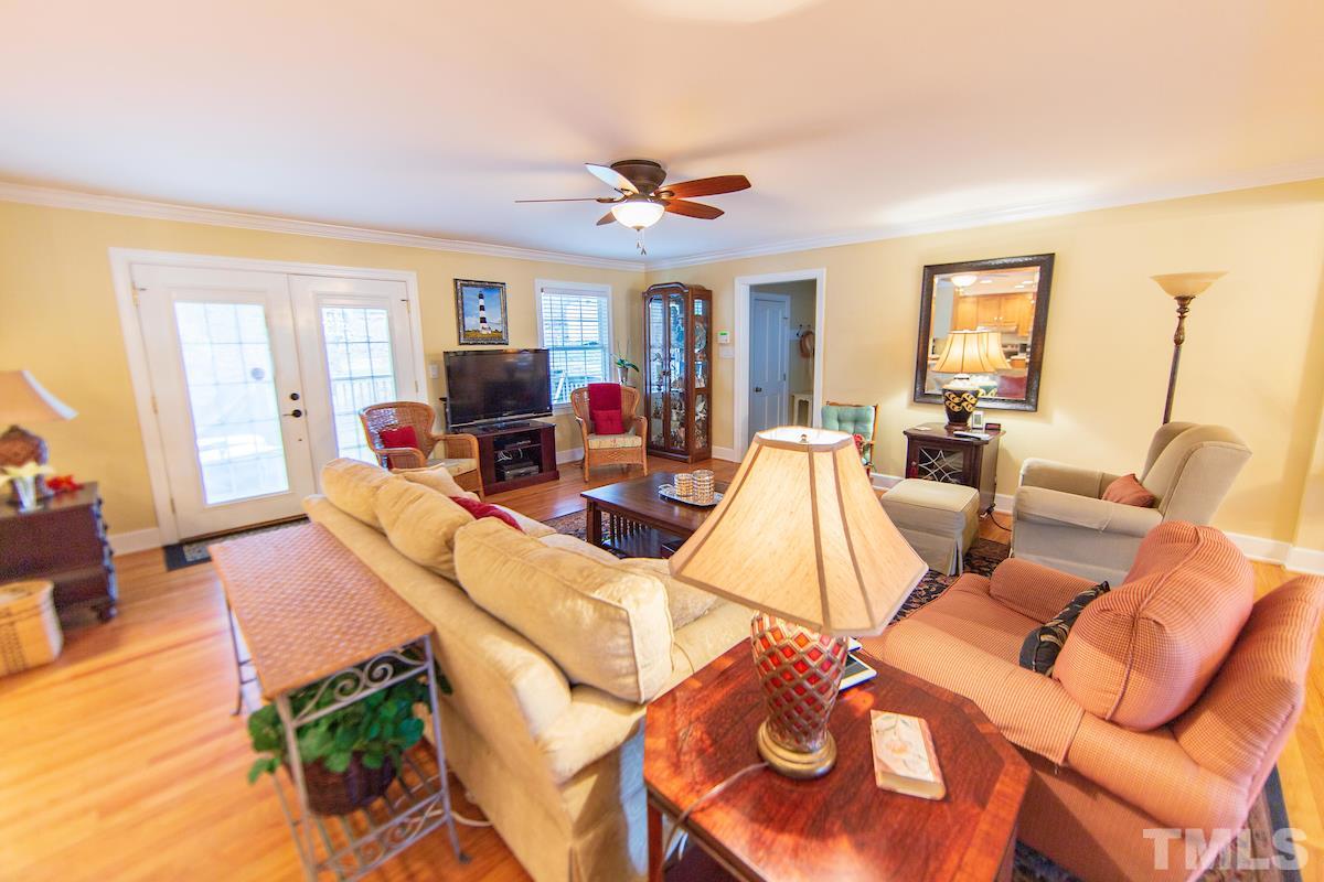 4209 Watkins Road Raleigh, NC 27616 - Photo 7 of 30