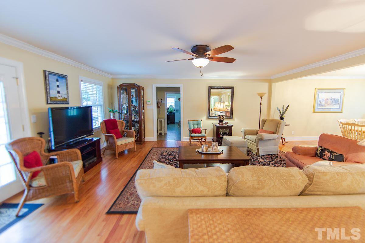 4209 Watkins Road Raleigh, NC 27616 - Photo 8 of 30