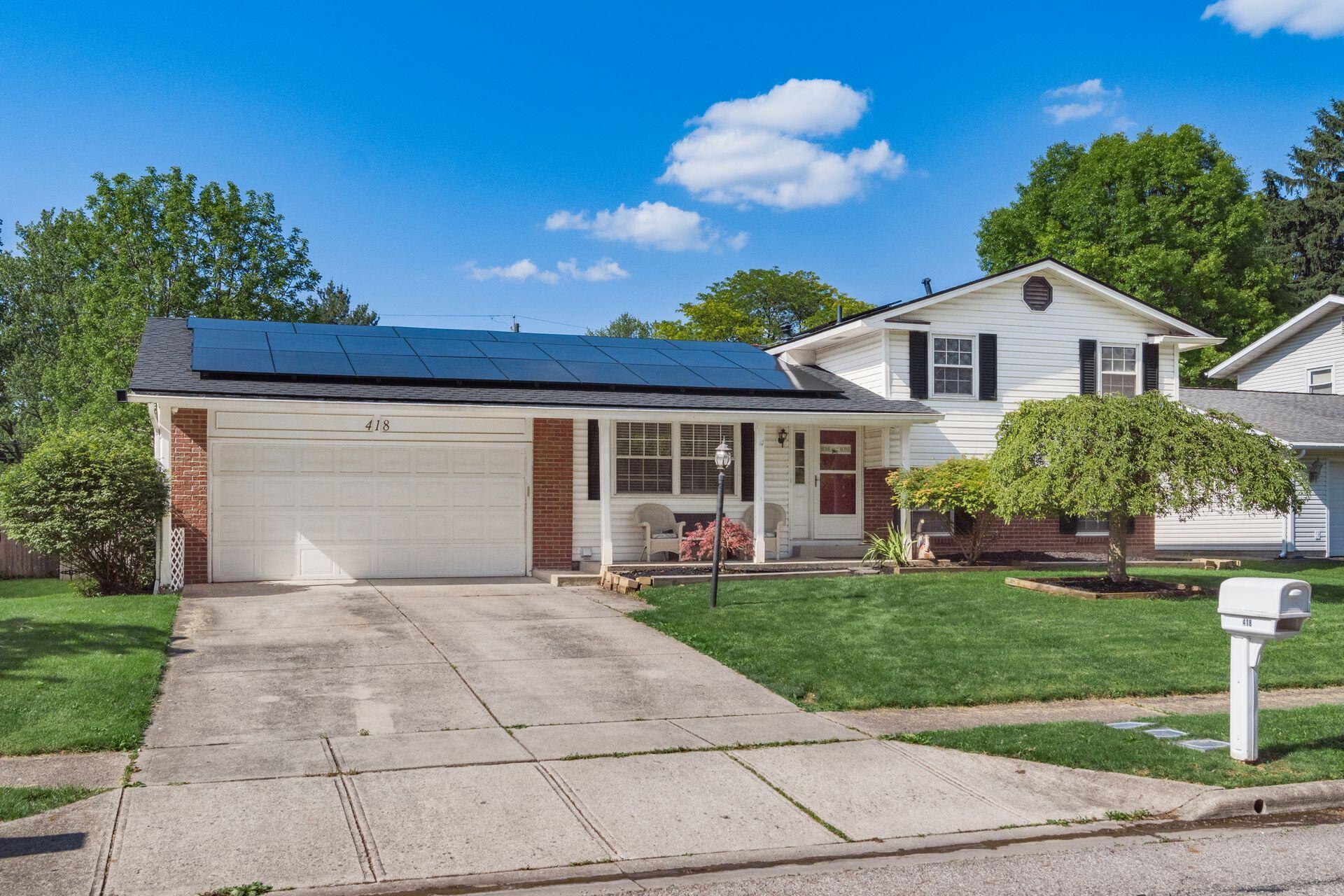 418 Hermitage Road Columbus, OH 43230 - Photo 3 of 47 2