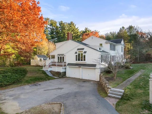$1,195,000 | 45 Plantation Drive, Duxbury, MA 02332
